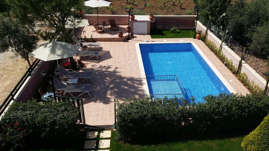 Villa Alimedon อัลมีรีดา ห้อง รูปภาพ